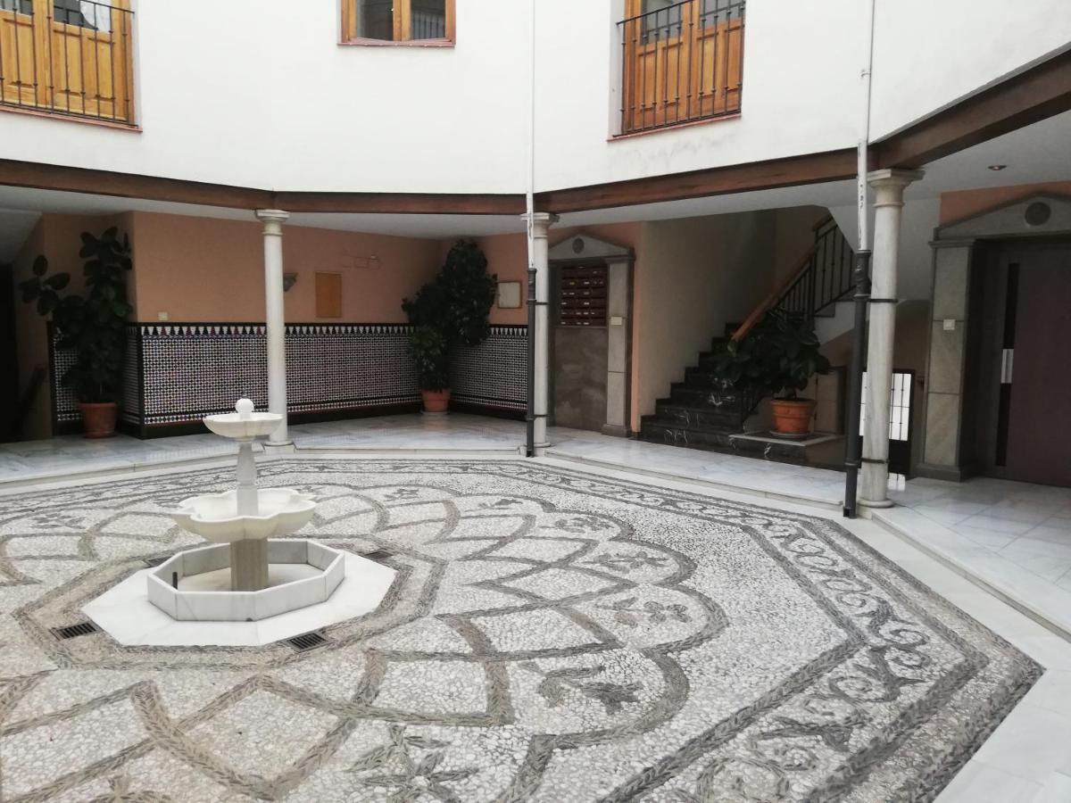 Plaza Del Boqueron. Central Gran Via Гранада Екстериор снимка